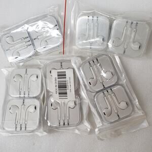 10 Pack Unbranded Wired InEar Earphones lot. 3.5mm Headphone Jack & Storage Case